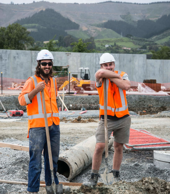 builders_smiling builders_smiling
